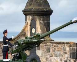There is a tradition of firing a gun from Edinburgh Castle at 1 o'clock every day leaving Sundays, Christmas, and Good Friday. The practice is done fo